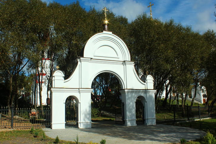 Церковь Покровская: брама