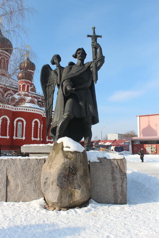 Памятник основателю города Борису Всеславичу
