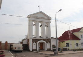 Костел св. Иосифа: брама-колокольня (Воложин)