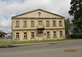 Первое кирпичное здание