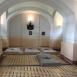 Часовня-усыпальница Святополк-Мирских (Мир), май 2014