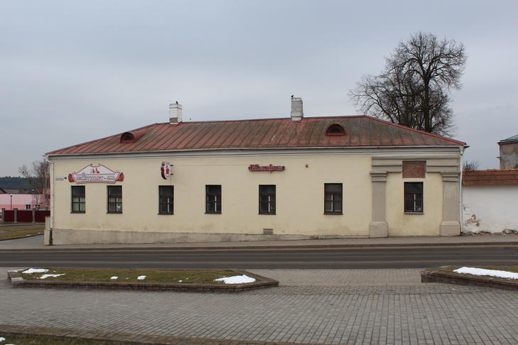 Школа и госпиталь